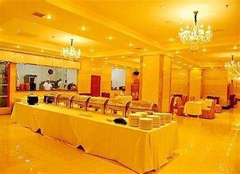 Nanchang Huayu New World Hotel Exterior photo